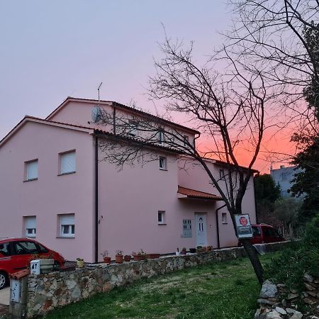 Apartment Tomas Near The Beach Пула Екстер'єр фото